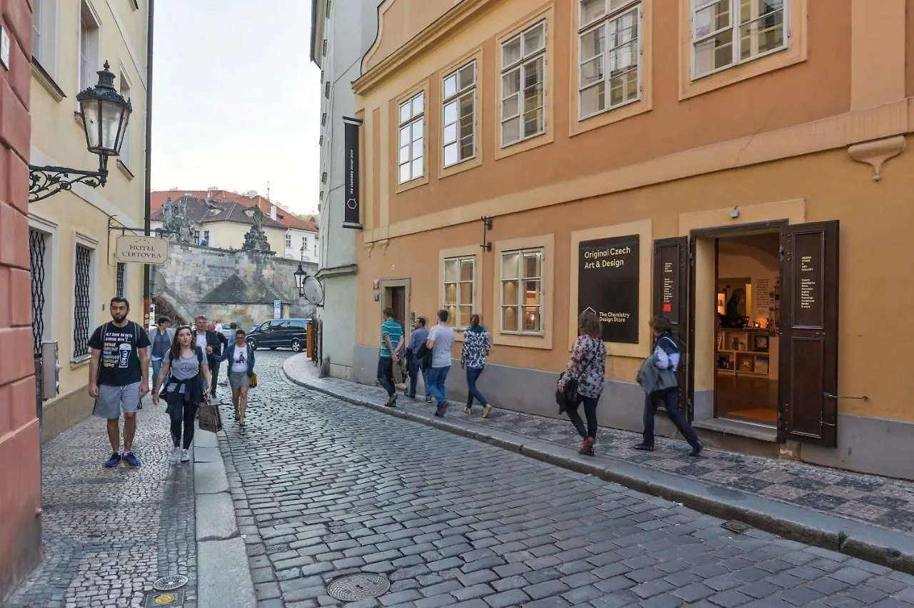 Apartment 18Th Century Baroque Residence Prague